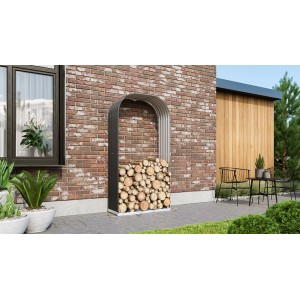 Haut range-bûches Vitavia Ardor 401 gris avec bois, devant un mur de maison.