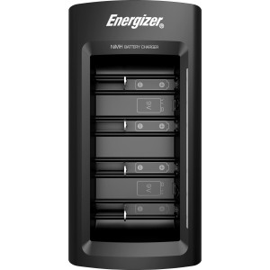 Caricabatterie universale Energizer per batterie NiMH AA, AAA, C, D e 9V, batterie non incluse.