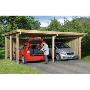 Doppio carport Weka 618 Gr. 1 in legno con due auto parcheggiate e tetto in PVC grigio.