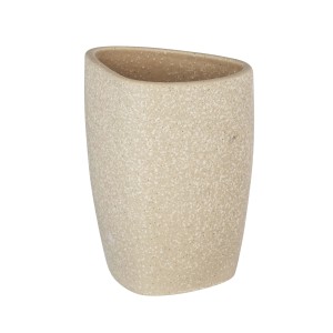 Beiger Wenko Zahnputzbecher Pion aus Keramik in Steinoptik, dreieckige Form.