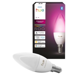 Philips Hue E14 Kerzenform Leuchtmittel, weiß, eines leuchtet pink in Verpackung. Smart Home, 500 lm, farbig.