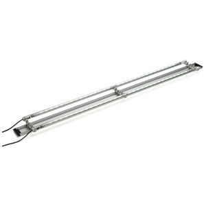 Kit d'éclairage LED Oase Highline Classic 400 pour aquariums, vue de dessus. Lampes LED avec support argenté.