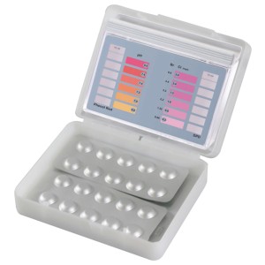 Summer Fun Pooltester zur Chlor- und pH-Wert Messung mit Farbskala und Reagenztabletten.