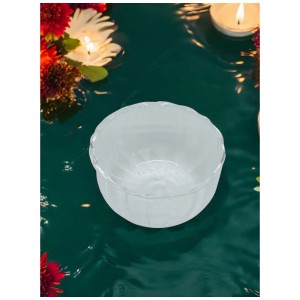 Photophore flottant en verre (Ø 6 cm) pour créer une ambiance romantique sur l'eau.