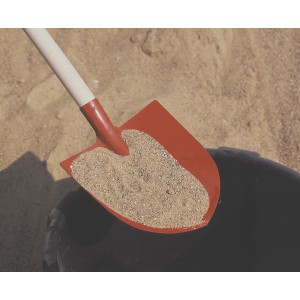 Pelle de Francfort avec lame rouge remplie de sable, longueur du manche 130 cm.