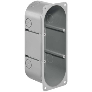 Scatola da incasso grigia con flangia, profonda 65mm, dimensione 3x1, per impianti elettrici.
