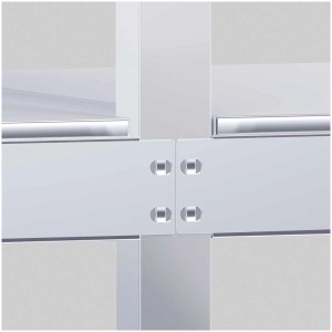 Gros plan du système d'étagères galvanisées Schulte Profi, montrant la connexion enfichable.
