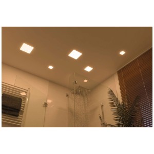 Pannelli LED da incasso Paulmann Veluna installati in bagno con luce bianca calda.