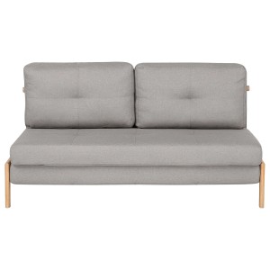 Divano letto Edland, 2 posti, grigio chiaro con gambe in legno. Divano con rivestimento in tessuto e due cuscini.