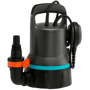 Gardena Pompe submersible eau claire 9000 : Pompe submersible pour eau claire, avec poignée et enrouleur de câble.