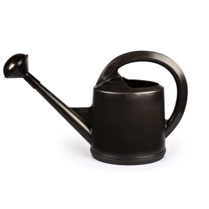 Arrosoir anthracite 7 L en plastique recyclé avec pomme d'arrosage amovible.