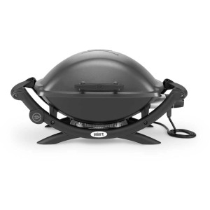 Weber Q 2400 grill elettrico grigio scuro, ideale per balconi e terrazzi.