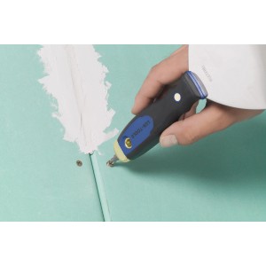Spatule inoxydable LUX avec poignée souple 2K (150 mm) lissant un joint de placo.