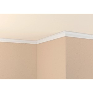 Profilé décoratif blanc Decosa XZL01 (2 m) au plafond d'une pièce.