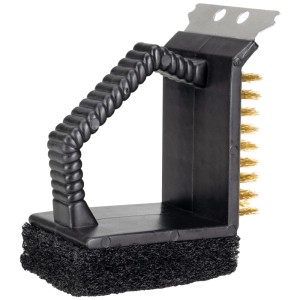 Brosse de barbecue Nouvel® avec poils en cuivre et éponge en plastique pour le nettoyage.