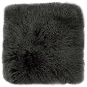 Coussin carré en peau de mouton noire 35x35 cm avec garniture pour chaise ou banc.