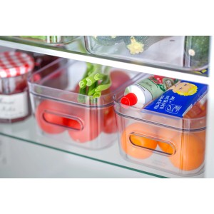 SmartStore Compact Clear S: Transparente Aufbewahrungsboxen mit Lebensmitteln im Kühlschrank.