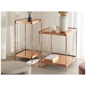 Tables d'appoint Beliani Alsea en verre de sécurité cuivré, 60x29x29 cm.