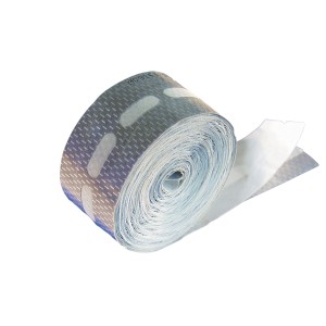 Rotolo di nastro sigillante per bordi autoadesivo 0,42 x 15 cm per coperture in plastica.