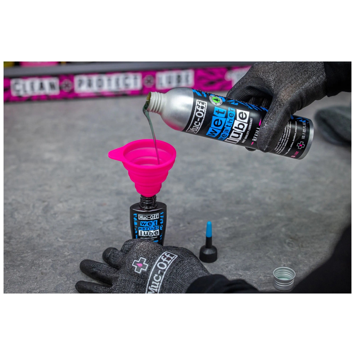 Muc Off Wet Lube 1 Litre Workshop Size (6) Nos Pink