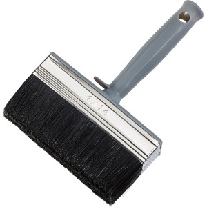 Pennello piatto 140 mm con setole sintetiche e manico in plastica grigio per grandi superfici.