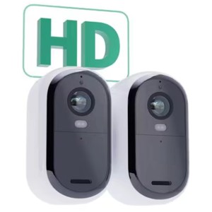 Arlo Essential Outdoor FHD Gen 2, 2er-Set: Zwei weiße Überwachungskameras mit HD-Logo.