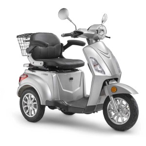 E-Mobil E3800 argento con tre ruote, cestino e sedile nero. E-bike confortevole per anziani.