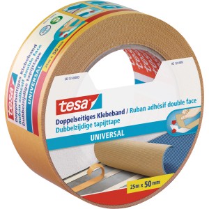Rouleau de ruban adhésif double face universel Tesa, 25 m x 50 mm, pour une adhérence sûre.