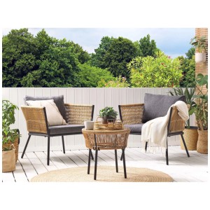 Set bistro Beliani Gargano in polyrattan marrone chiaro per balcone o patio.