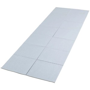 Tappetino yoga pieghevole grigio chiaro (173x61 cm) per sport e fitness.