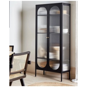 Vitrine noire Beliani Foxton en métal avec portes en verre cannelé, 181x80x35 cm.