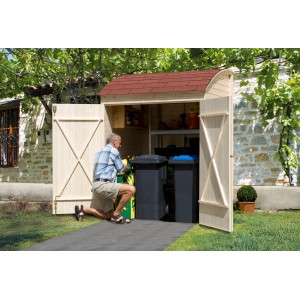 Box ouvert pour vélos et multi-usage Weka 394 avec deux poubelles et une personne devant.