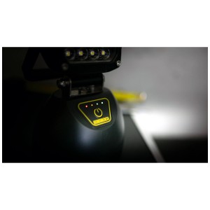 Steffen Lampada da lavoro a batteria 16W con base magnetica e indicatore di carica.